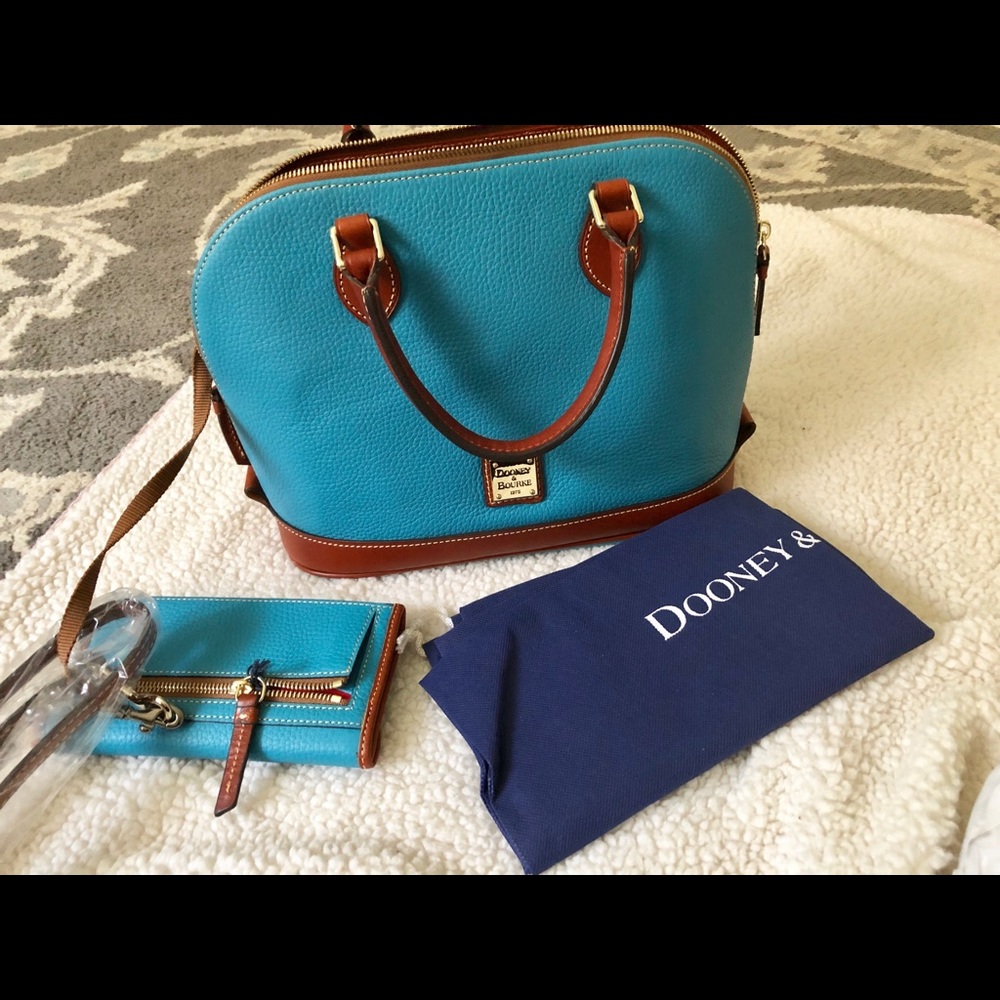 NWT. Dooney & Bourke Turquoise Zipzip Satchel